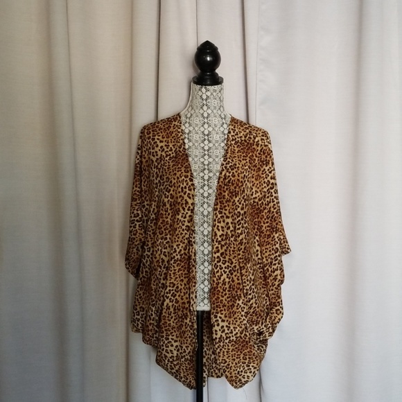 Cheetah Cover-up/Kimono - Picture 2 of 6